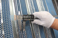 Spray lath