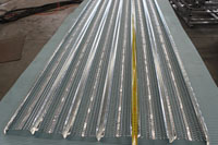 Spray lath